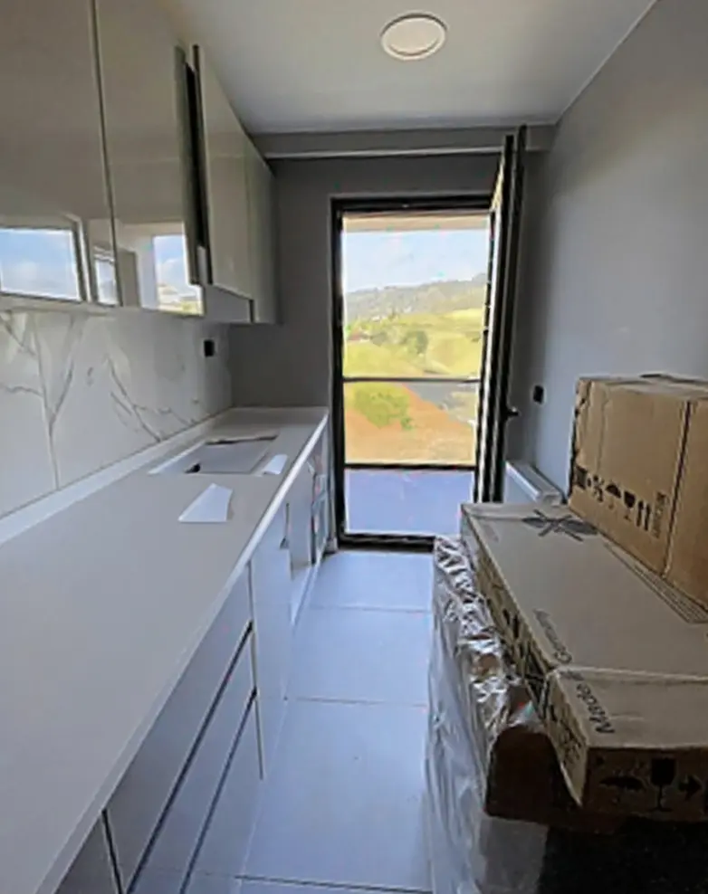 Fitted kitchen